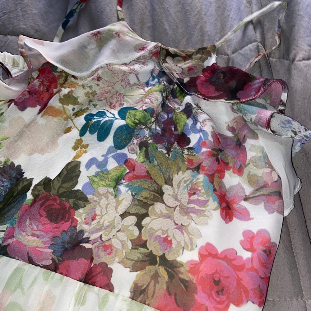 Long flowered dress